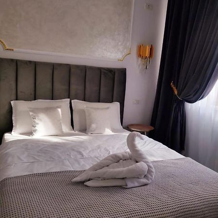 Lemon Breeze Apartment Констанца Екстериор снимка