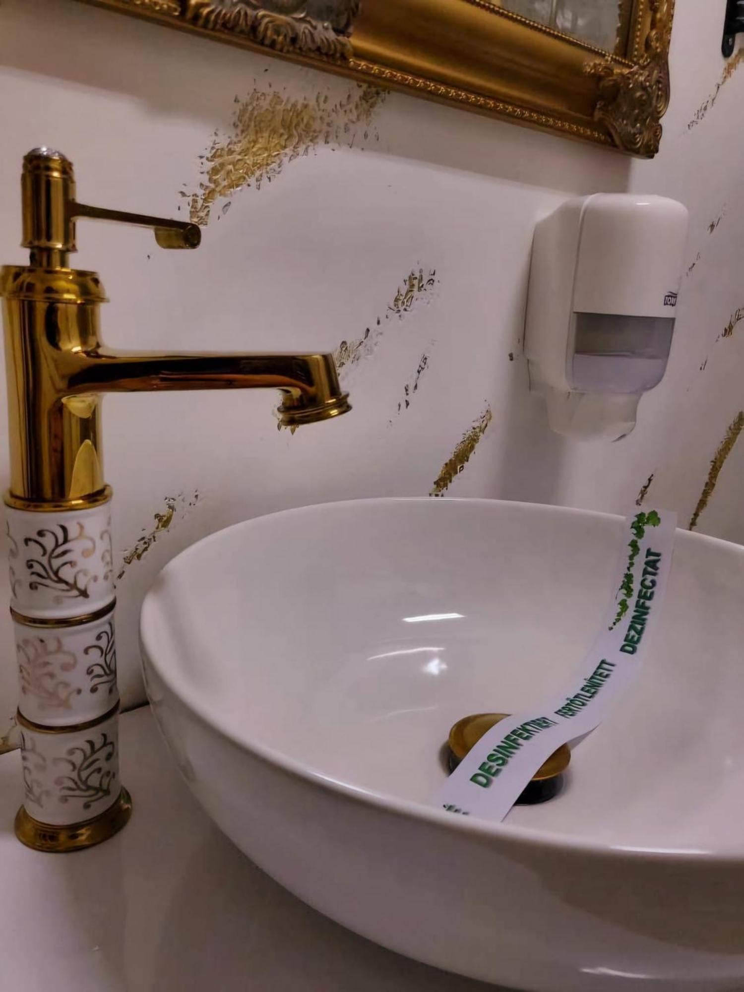 Lemon Breeze Apartment Констанца Екстериор снимка
